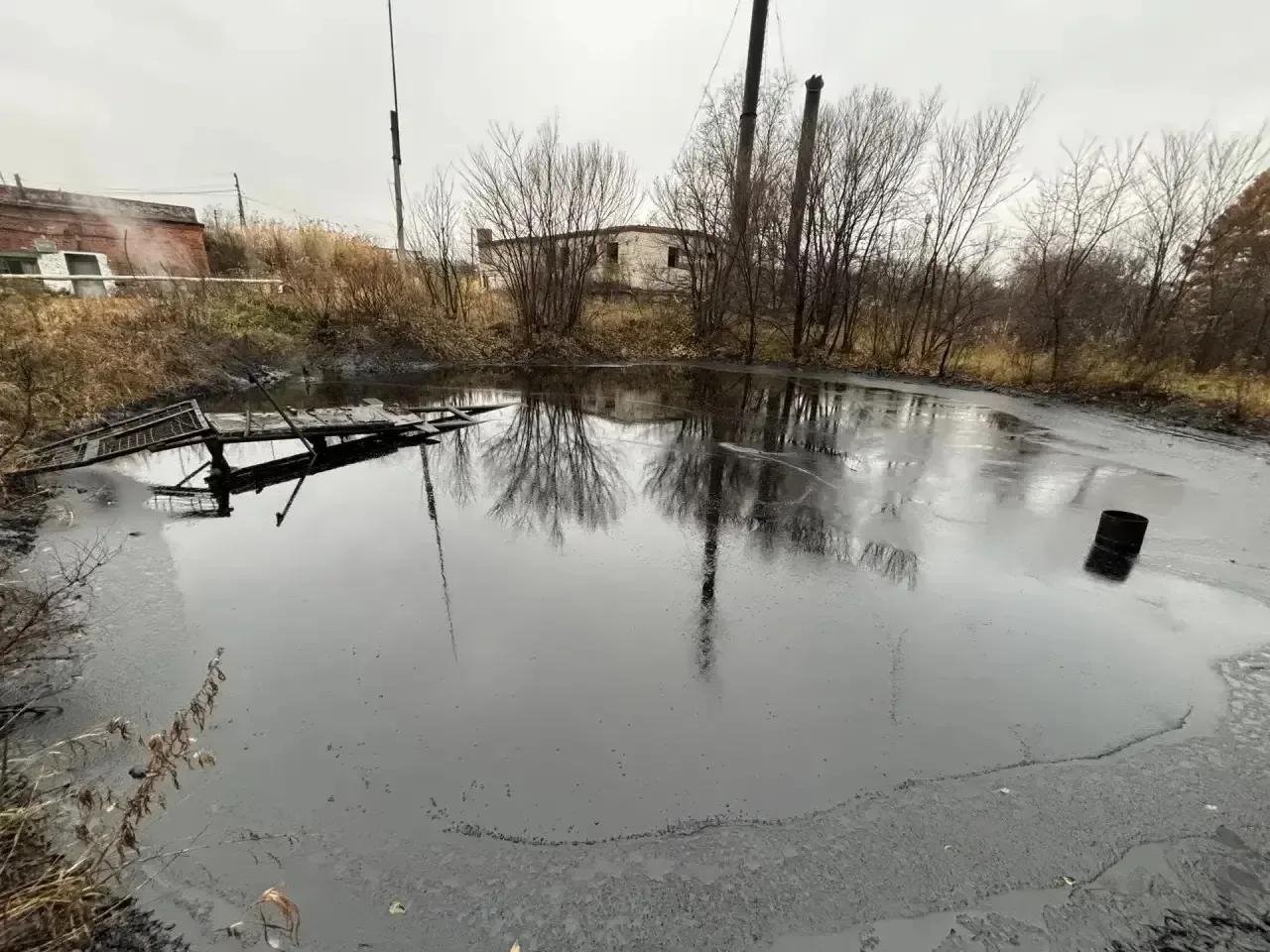 В Хабаровском районе продолжают ликвидировать последствия разлива мазута МАХ администрации Хабаровского муниципального района района
